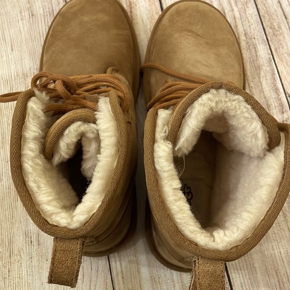 UGG Harkley Boot - Picture 6 of 9